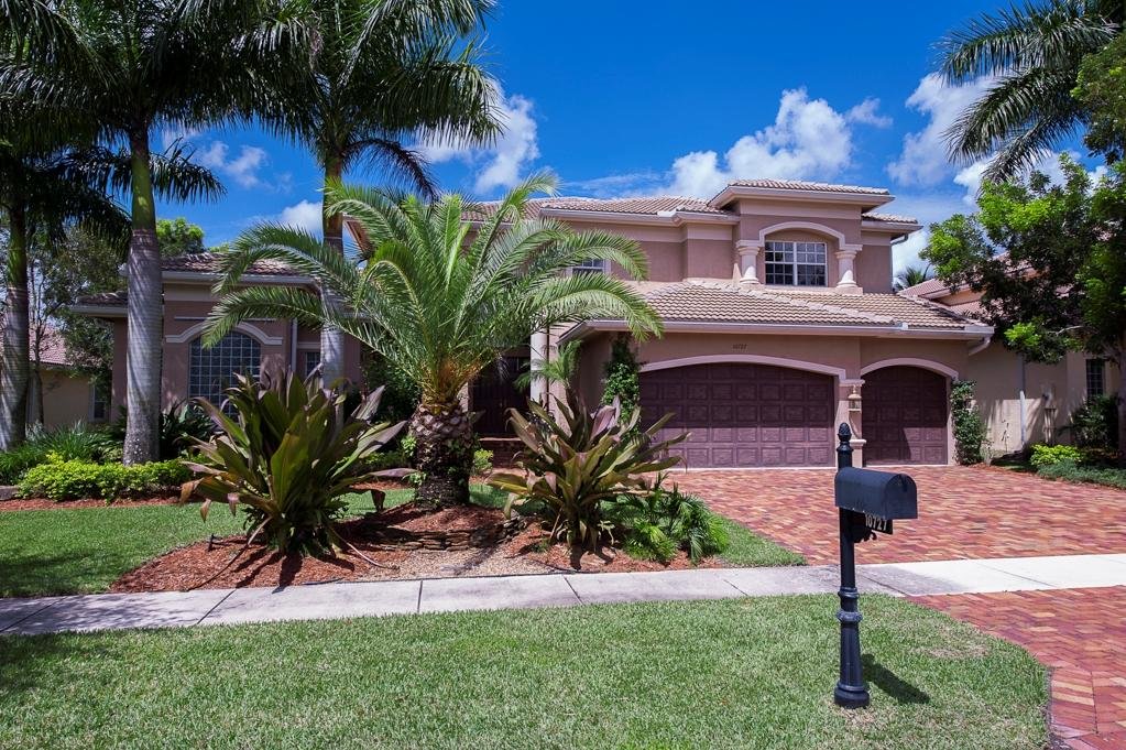 10727-canyon-bay-lane-boynton-beach-fl-33473-01